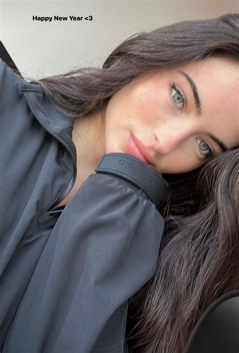 Kirakaiyo IG [irtr] : r/BeautifulFemales .